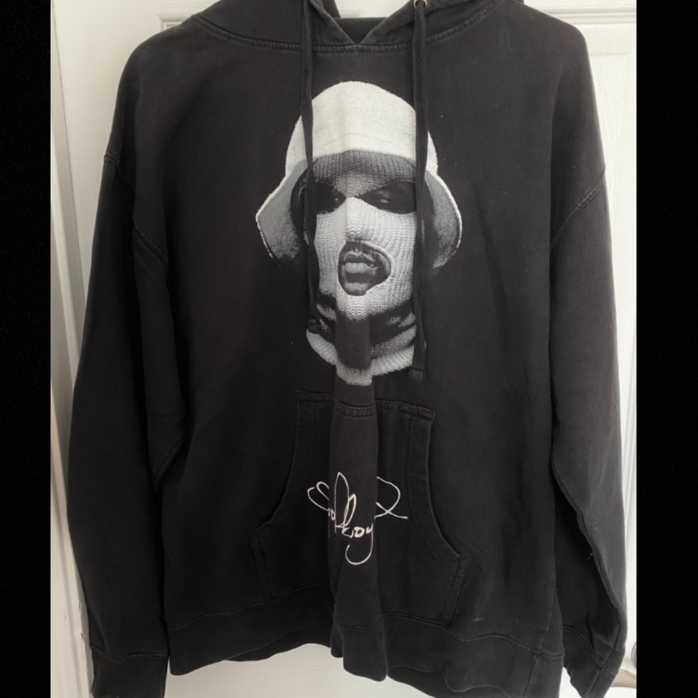 Mens sweater